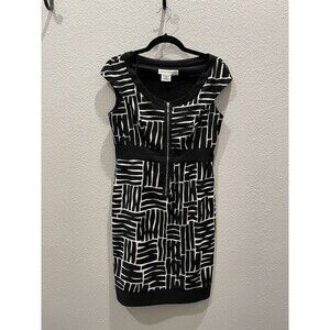 Maggie London Womens Size 6 Shift Dress Black White Geometric Print Front Zip